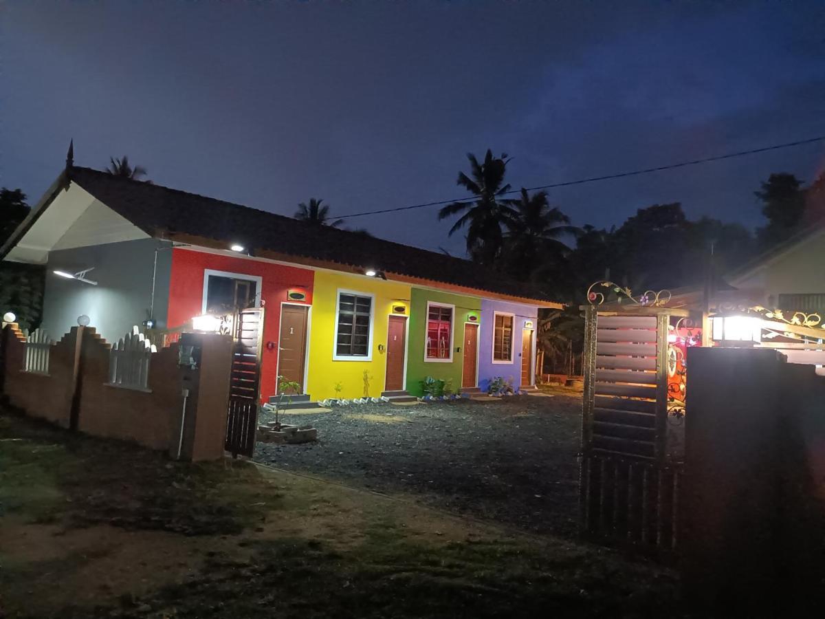 The Marak Village Kb - Mini Homestay Kota Bharu Esterno foto