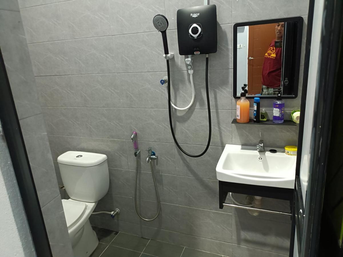 The Marak Village Kb - Mini Homestay Kota Bharu Esterno foto