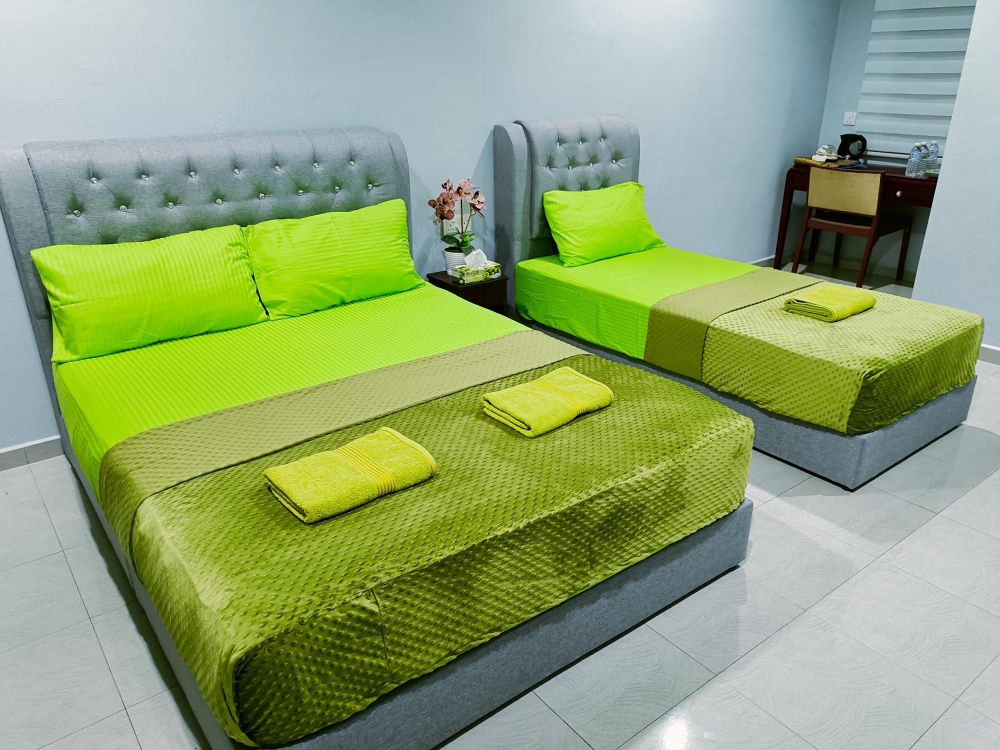 The Marak Village Kb - Mini Homestay Kota Bharu Esterno foto